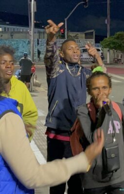 A night on the streets of Cracolândia