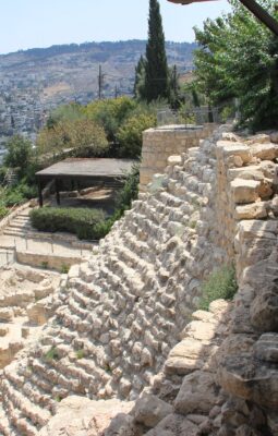 The impious curiosity of archaeologists